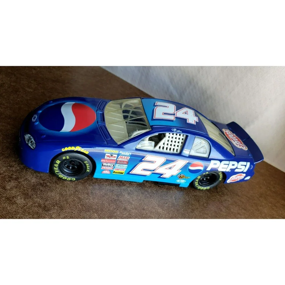 1999 Hasbro NASCAR JEFF GORDON '98MONTE CARLO CHEVROLET PEPSI 24 Blue 1:24 LOOSE
